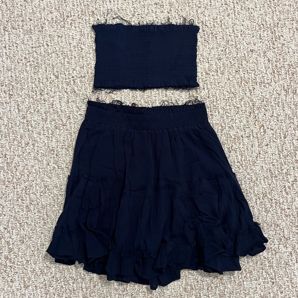 Showpo two-piece set. Navy blue.